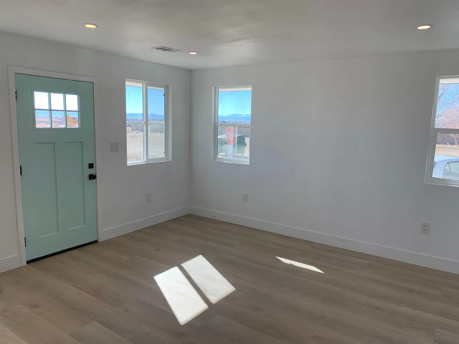 4500 W Rosamond Blvd — Photo 3
