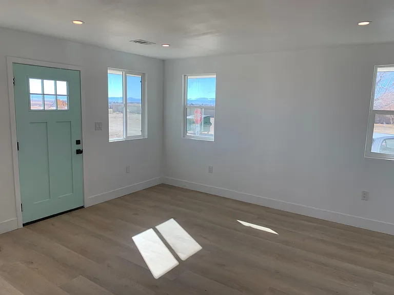 4500 W Rosamond Blvd #25A — Photo 3