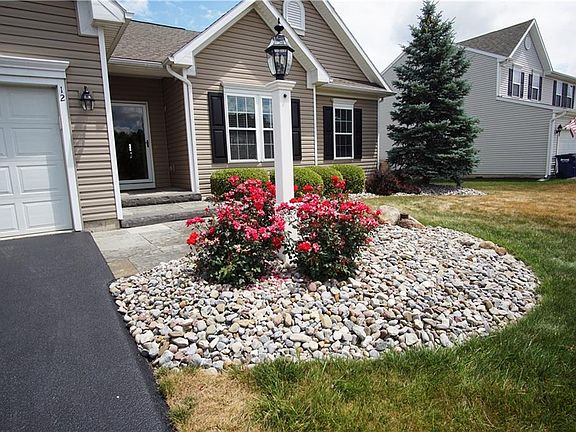 5th image of 12 Sun Meadows Way