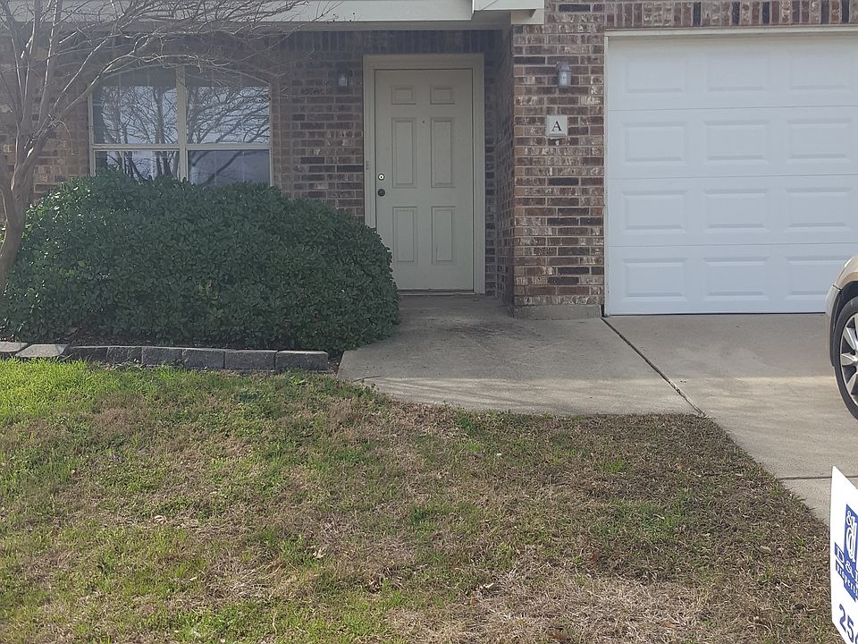 1st image of 4604 John David Dr APT A
