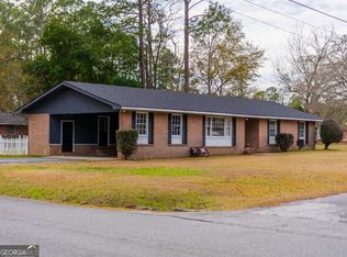 232 Glenwood Dr, Blackshear, GA 31516