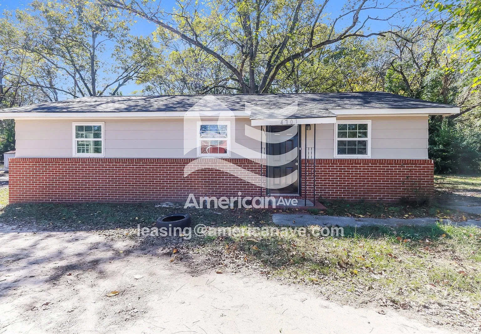 3 bed, 1.0 bath, 1025 sqft, $1,150 — Photo 1