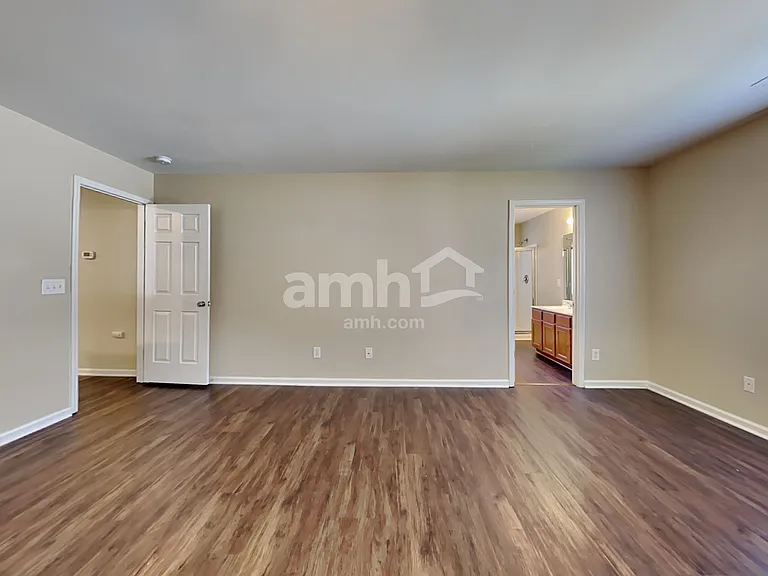 213 Pine Hall Dr — Photo 12
