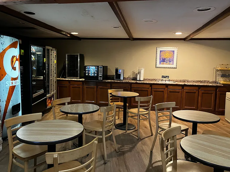 127 W Byers Ave #118 — Photo 5
