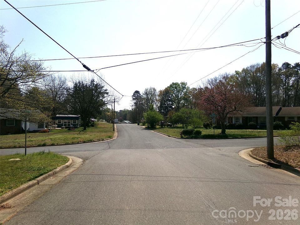 2nd image of 0 Ross Dr #1