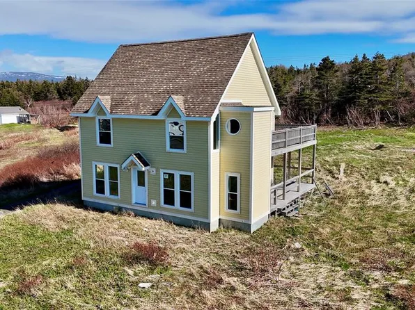 25-27 Main Street S, Rocky Harbour, NL A0K4N0