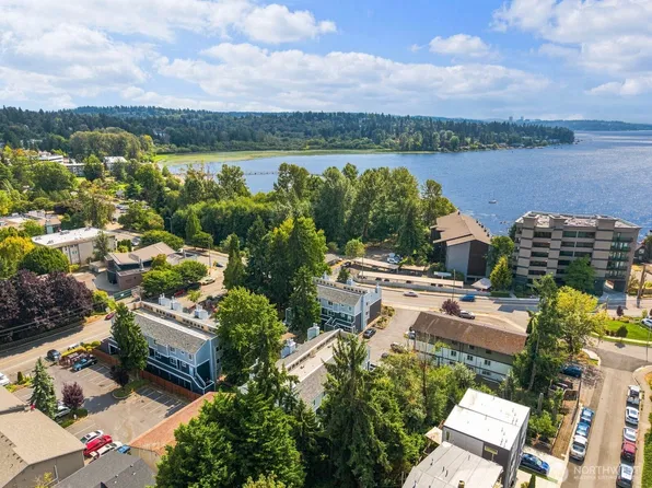 11713 93rd Avenue NE #B-6, Kirkland, WA 98034