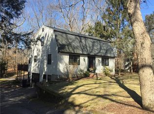25 Inez Dr, North Kingstown, RI 02852