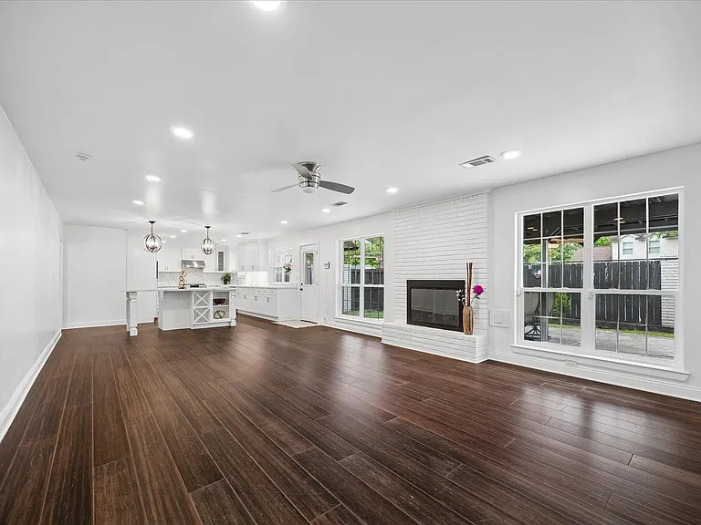 10602 Riverview Dr — Photo 8
