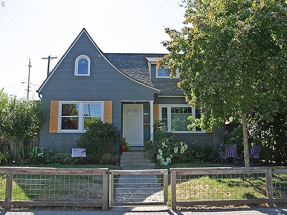 2nd image of 6305 N Maryland Ave