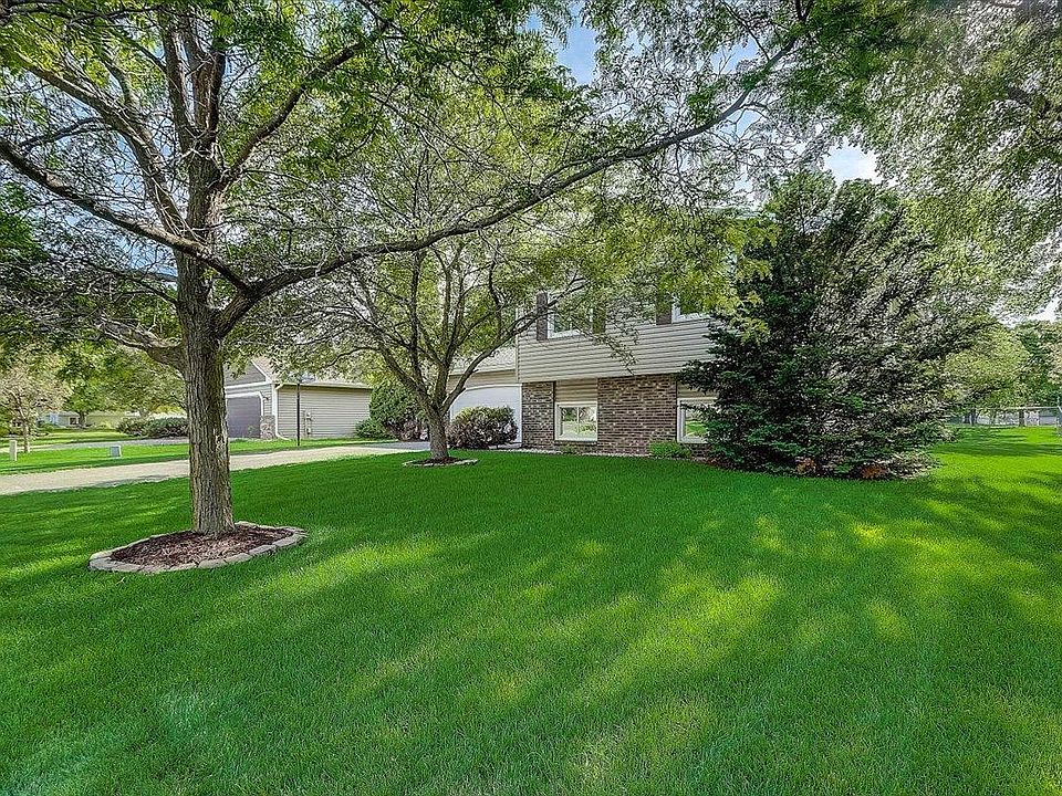 1st image of 10913 Xylon Ln N