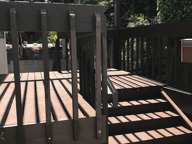 2112 Pullman Ln — Photo 2