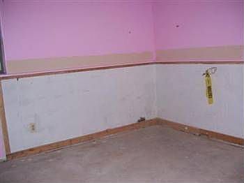 3rd image of 5495 Hiawatha Ct