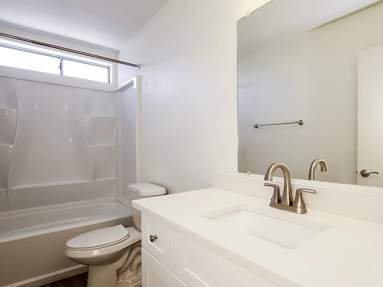 15028 N 40th Pl — Photo 14