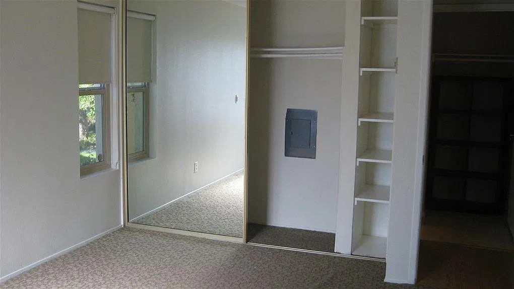 5906 Rancho Mission Rd — Photo 4