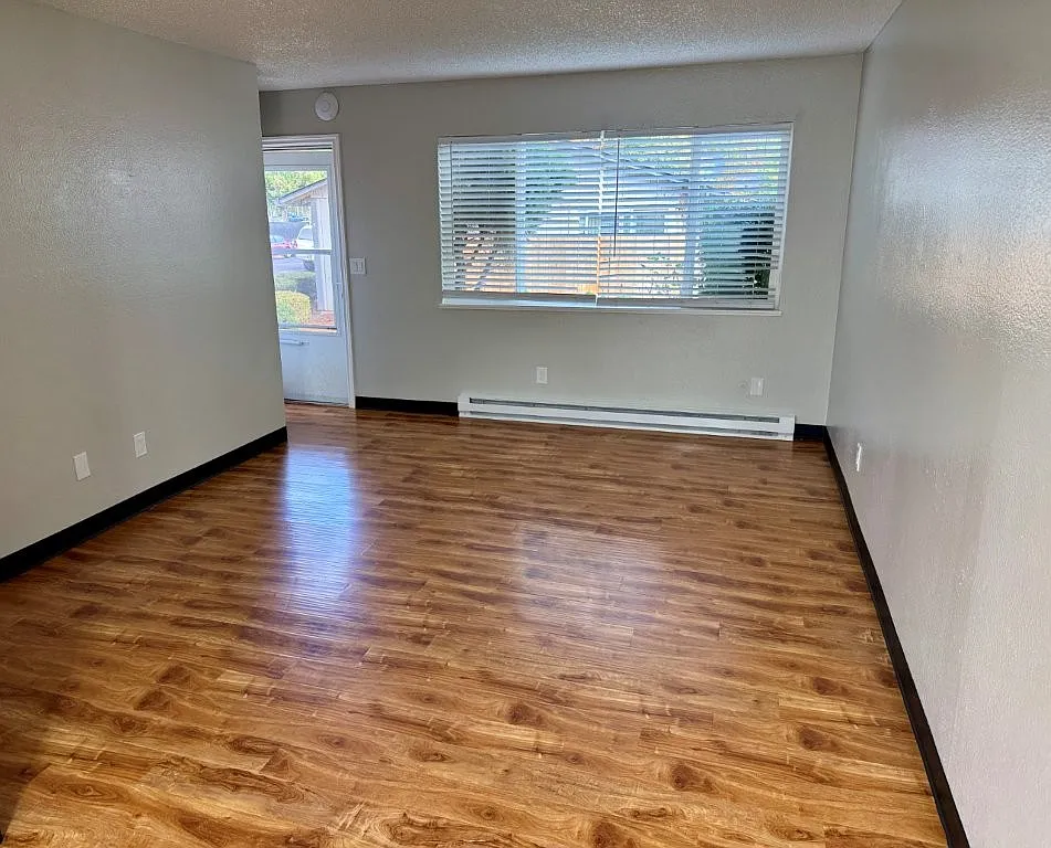 2 bed, 850 sqft, $1,450 — Photo 4