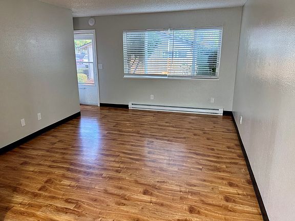 4th image of 1201 Leonard St APT 8