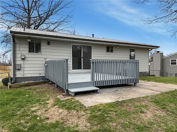 5th image of 5342 N Palmer Ave