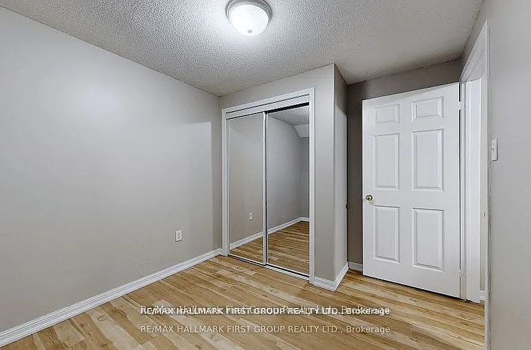 39 Robideau Pl — Photo 34