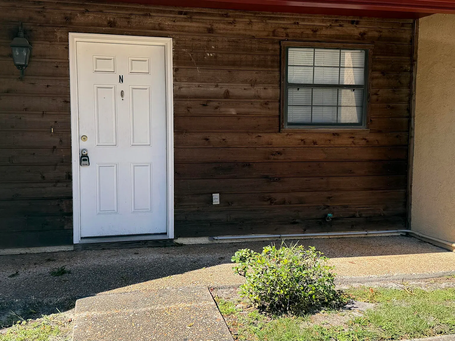 2 bed, 1024 sqft, $1,150 — Photo 2