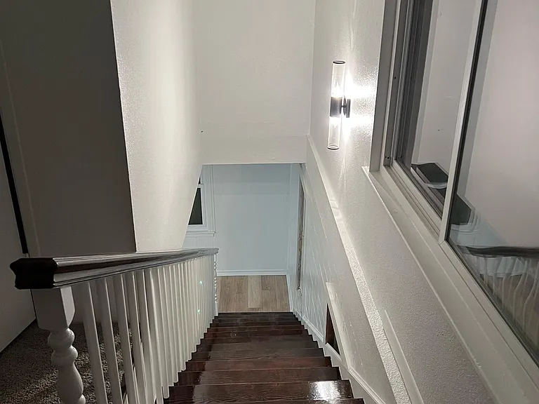 508 E Leroy St — Photo 12