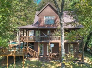 92 Konawa Ct, Ellijay, GA 30540