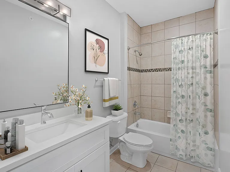 Monmouth Row Apartments — Photo 33