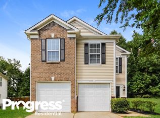 6337 Foster Brook Dr, Charlotte, NC 28216
