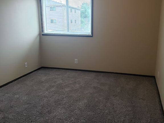 3rd image of 1630-1660 F Ave NW #164003