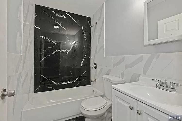 1st image of 35 Norwood St #1