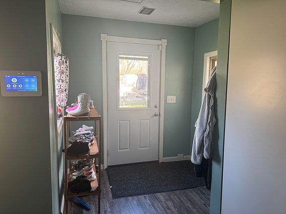 2nd image of 23350 Cloyd St