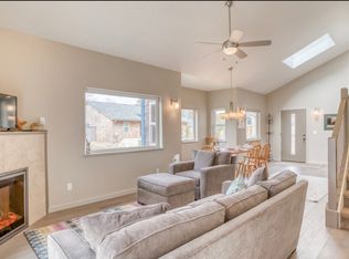 8535 Duke St, Rockaway Beach, OR