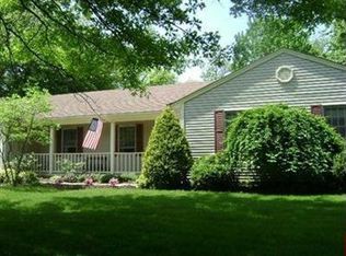 96 Hickory Hollow Dr, Amherst, OH