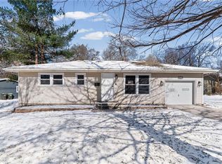 1508 NE Shady Lane Dr, Gladstone, MO 64118