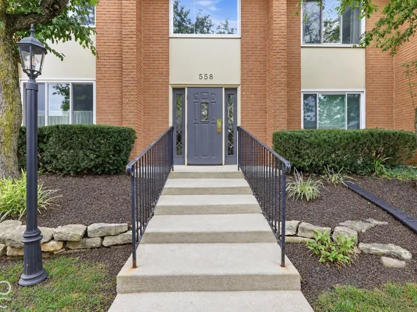 558 W Hunters Dr APT D, Carmel, IN 46032