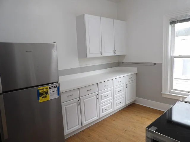 739 Elmwood Ave #2R — Photo 9