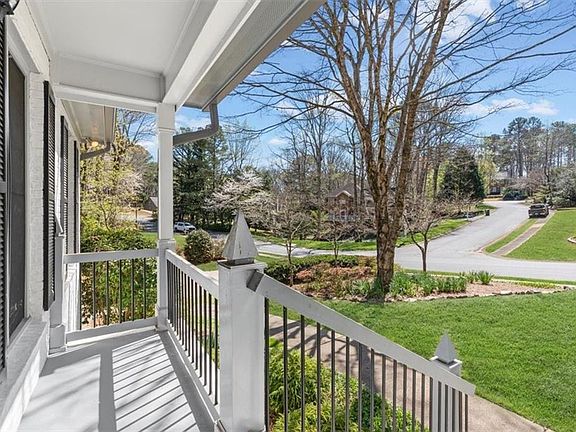 5th image of 2838 Saddlebrook Way NW