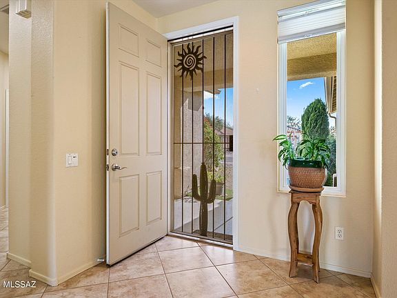 3rd image of 9405 N Desert Mist Ln