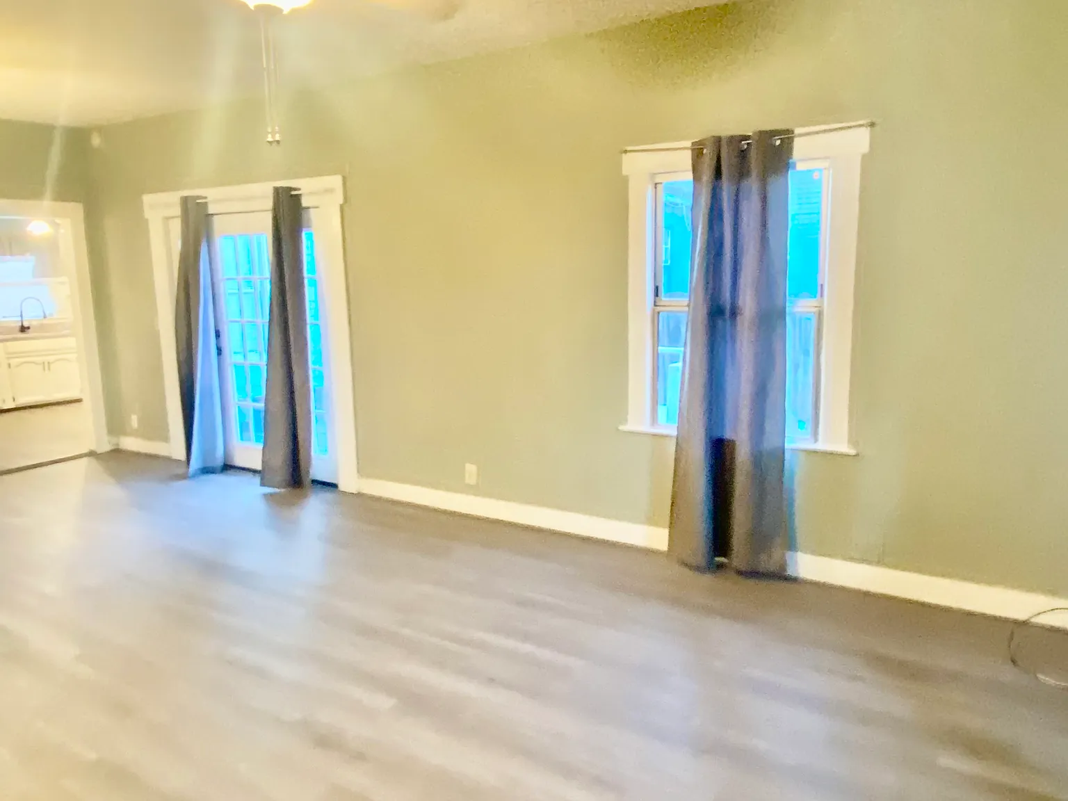 3 bed, 1264 sqft, $1,850 — Photo 4