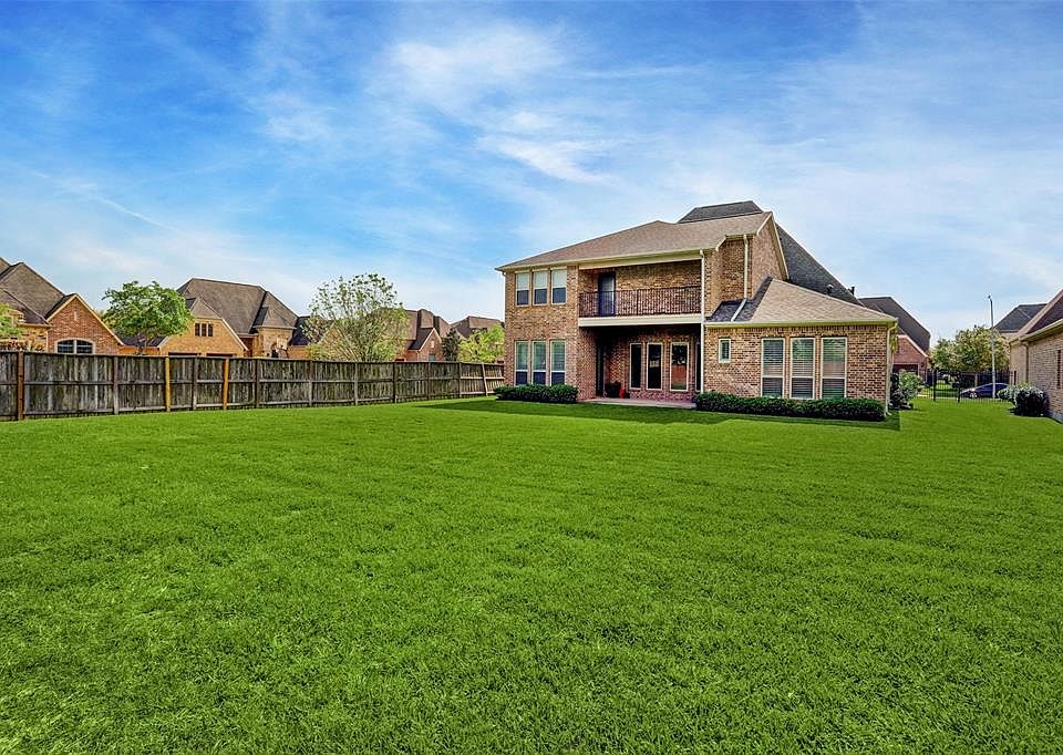 1st image of 2119 Landers Dr