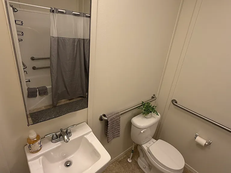 8107 Caminitti Ln #C — Photo 4