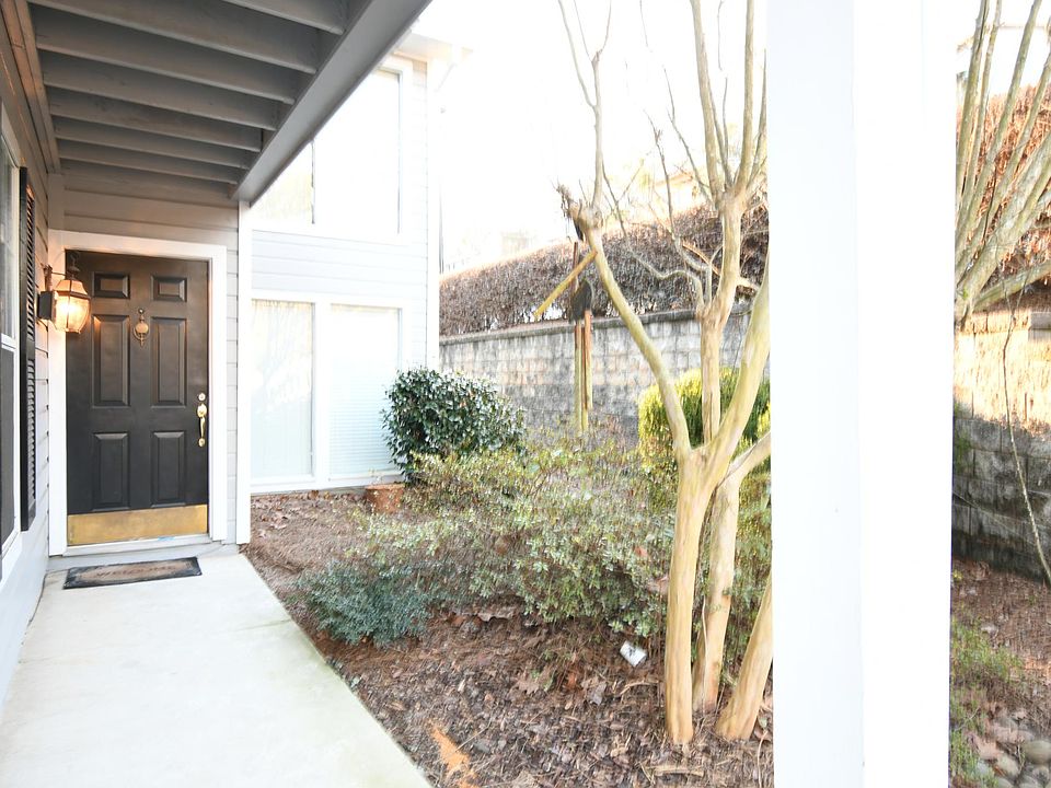 1st image of 1003 Vicksburg Pl