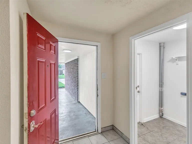13622 Cherrydown St — Photo 7