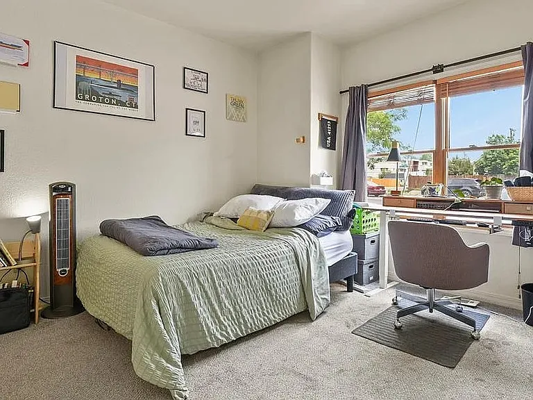 2822 N Cascade Ave — Photo 14