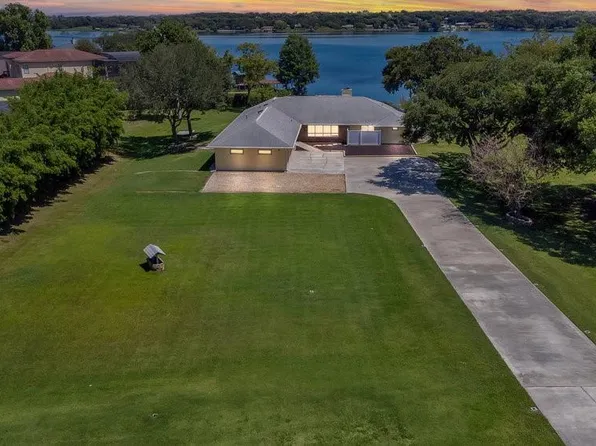 7451 Sadler Rd, Mount Dora, FL 32757