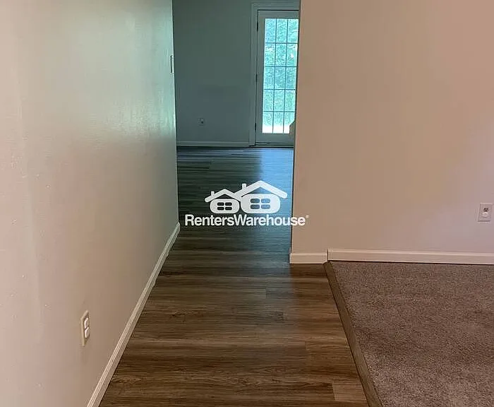 1517 Shadow Wood Dr — Photo 10