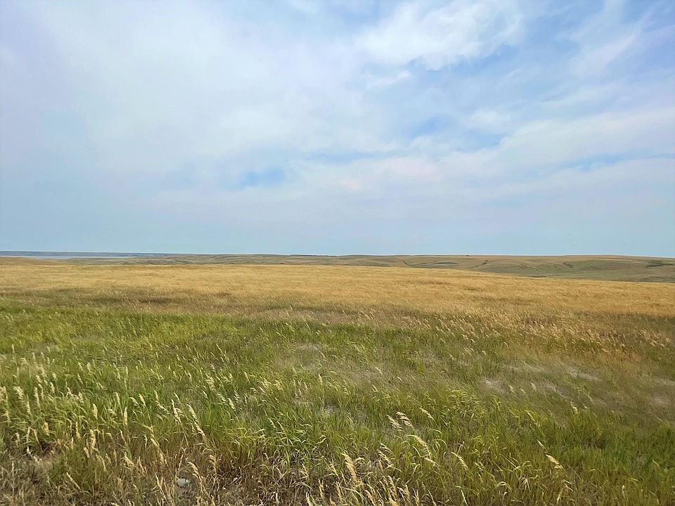 2nd image of 20490 Prairie Wind Pl