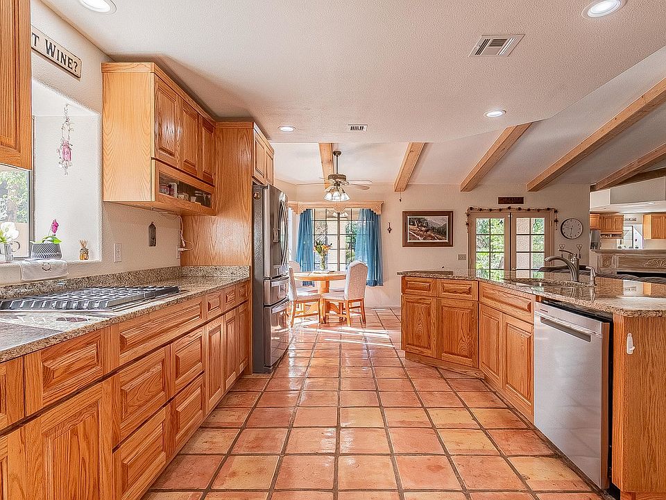1st image of 2119 W 12th Ln