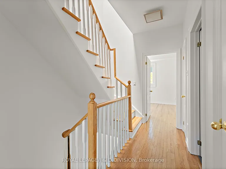 102 Earl Pl — Photo 15