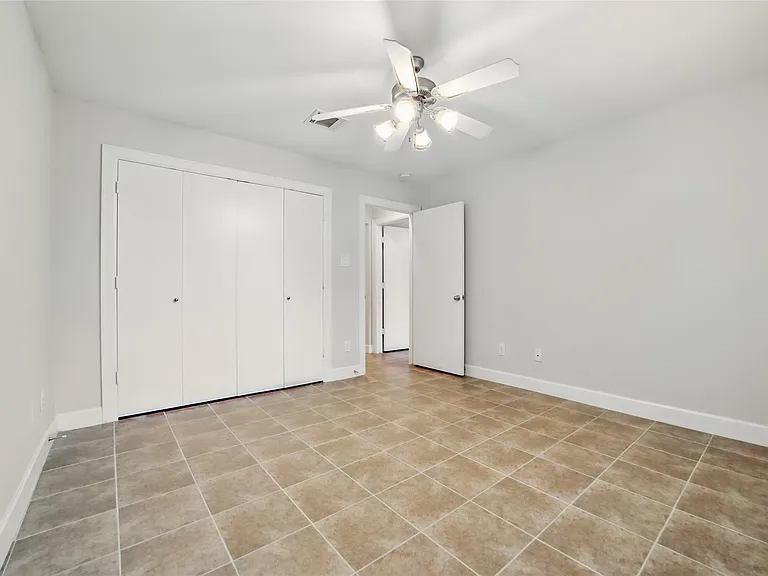 650 Westcross St #44 — Photo 11